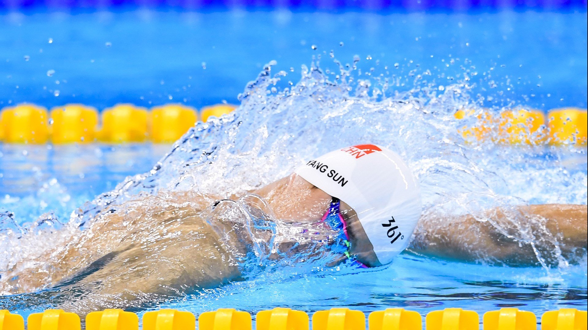 现场直播互动抽奖，粉丝赢取丰富奖品，直播抽奖活动方案创意